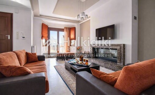 Villa in Nea Propontida, Macedonia and Thrace, Greece 1