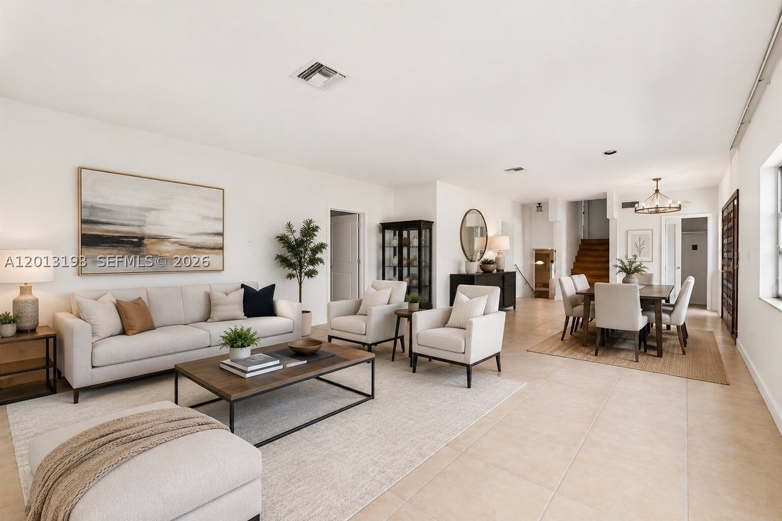 House in Miami, Florida, United States 5 - 17944825