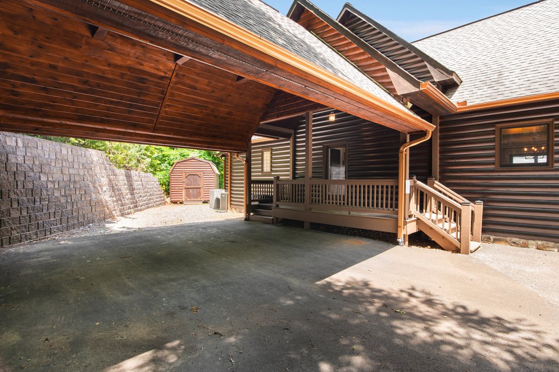 House in Blue Ridge, Georgia, United States 4 - 18320228