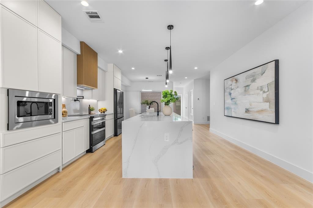 Townhouse in Dallas, Texas, United States 5 - 18322239