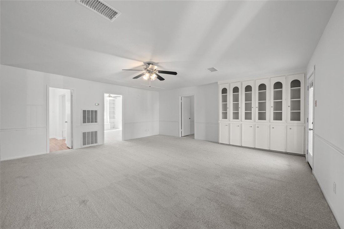 House in Houston, Texas, United States 4 - 18322740