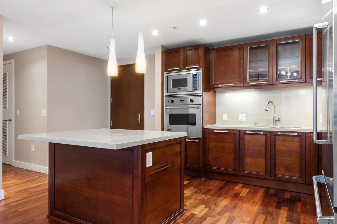 Condo in San Diego, California, United States 4 - 18321972