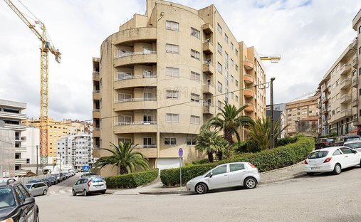 Apartment in Mafamude e Vilar do Paraiso, Porto District, Portugal 1