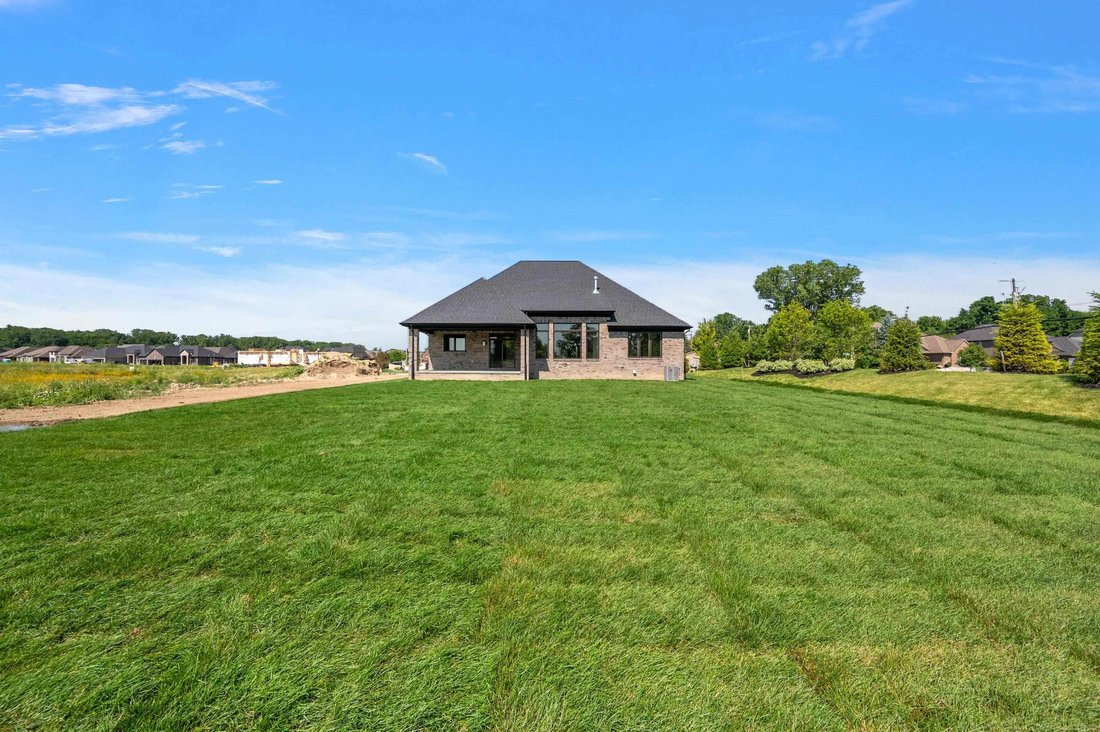 House in Utica, Michigan, United States 5 - 18321070