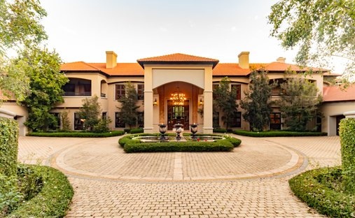 House in Mooikloof, Gauteng, South Africa 1