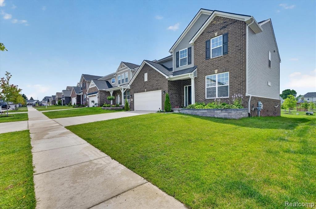 House in Novi, Michigan, United States 3 - 18321098