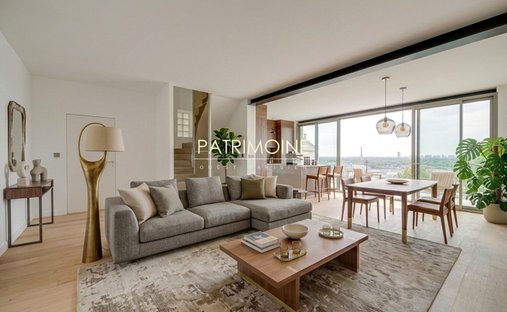 Villa in Carnot Gambetta, Suresnes, France 1