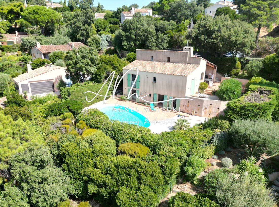 Villa in Rayol-Canadel-sur-Mer, Provence-Alpes-Côte d'Azur, France 3 - 18318917