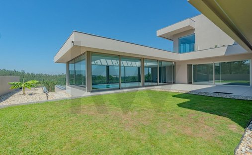 Casa a Nogueira do Cravo e Pindelo, Distretto di Aveiro, Portogallo 1