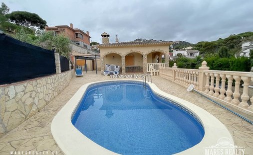 House in Lloret de Mar, Catalonia, Spain 1