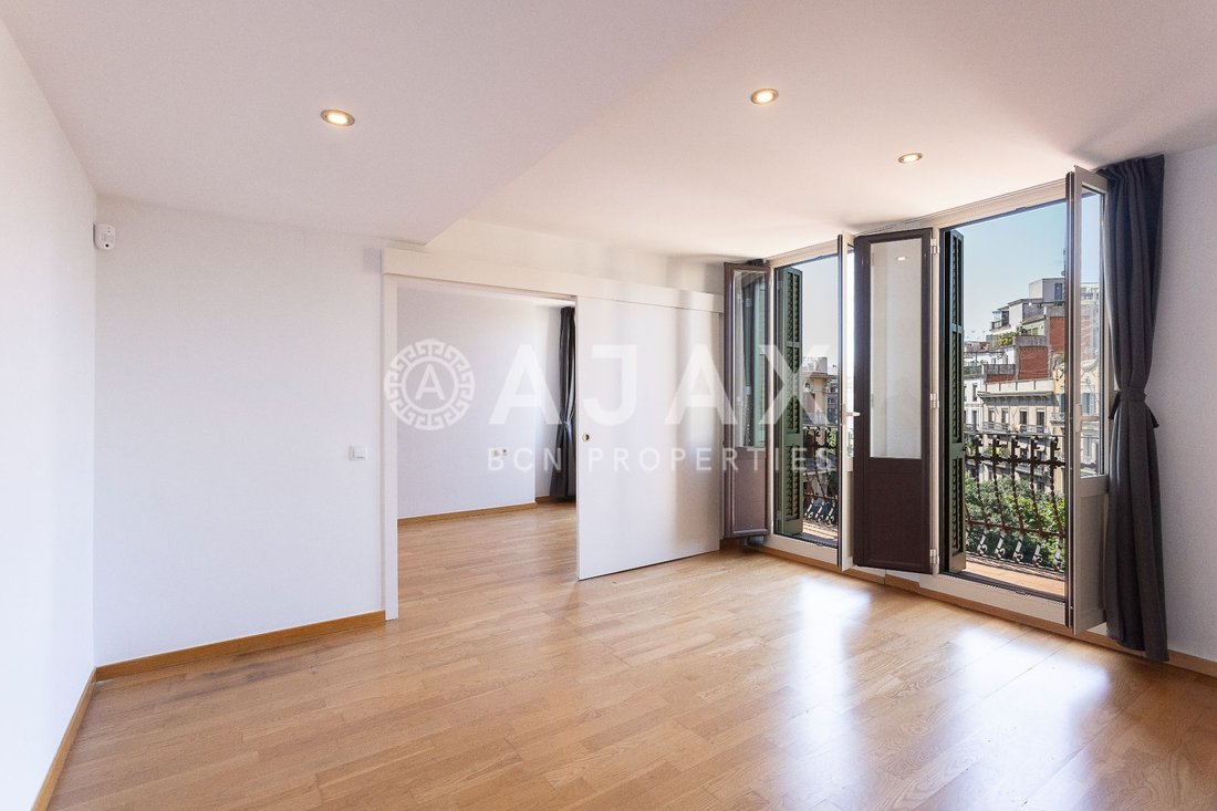 Apartment in Eixample, Barcelona, Spain 2 - 18318701