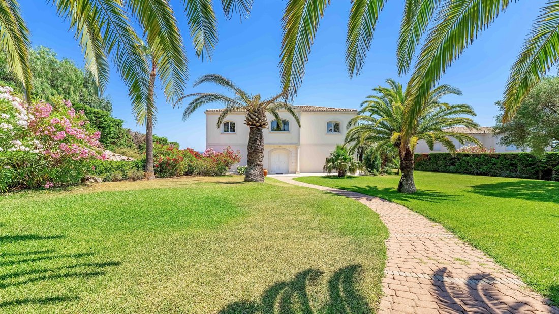 House in Grimaud, Provence-Alpes-Côte d'Azur, France 4 - 18322803