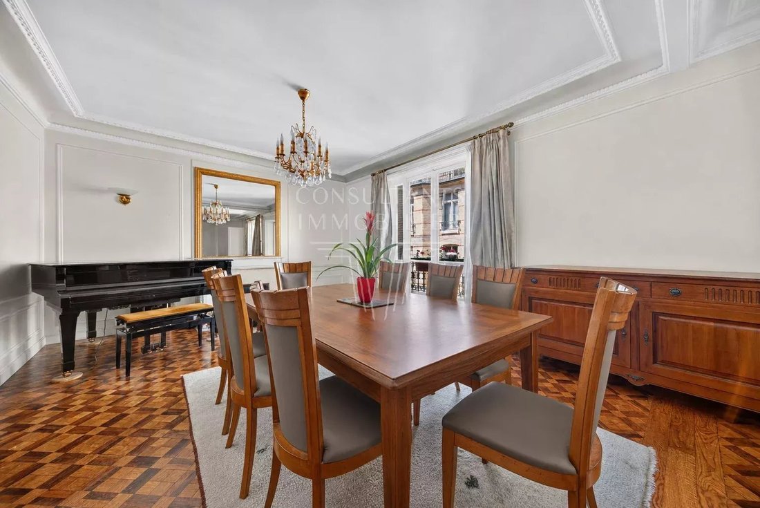 Apartment in Muette Nord, Paris 16e Arrondissement, Paris 4 - 18317971