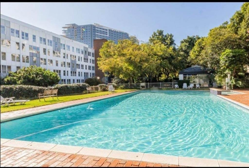 Apartment in Benmore Gardens, Gauteng, South Africa 4 - 18319623