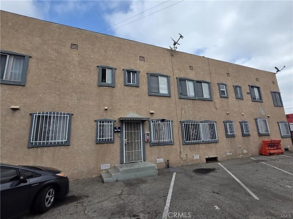 Carson, California, United States 2 - 18321927