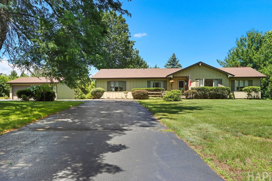 House in Fox Lake, Illinois, United States 3 - 18322452