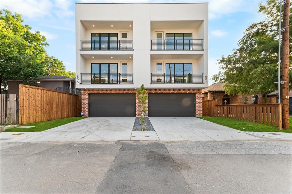 Townhouse in Dallas, Texas, United States 3 - 18322239