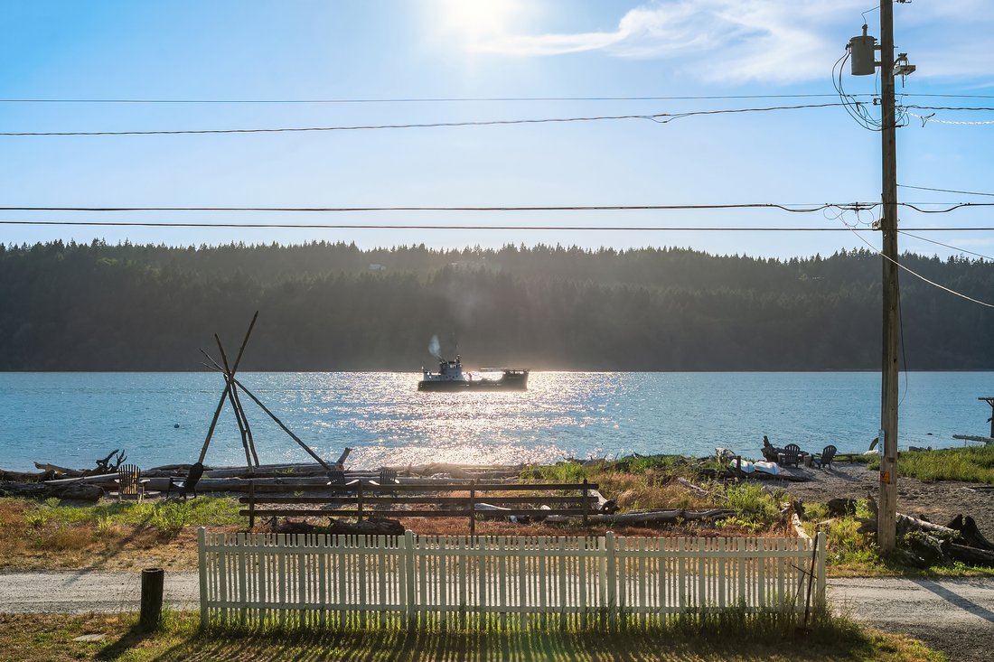 House in Vashon, Washington, United States 3 - 18320227