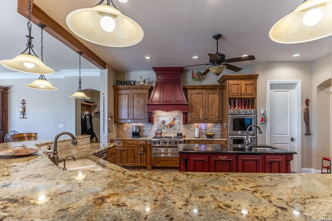 Farm Ranch in Hondo, Texas, United States 5 - 18322386
