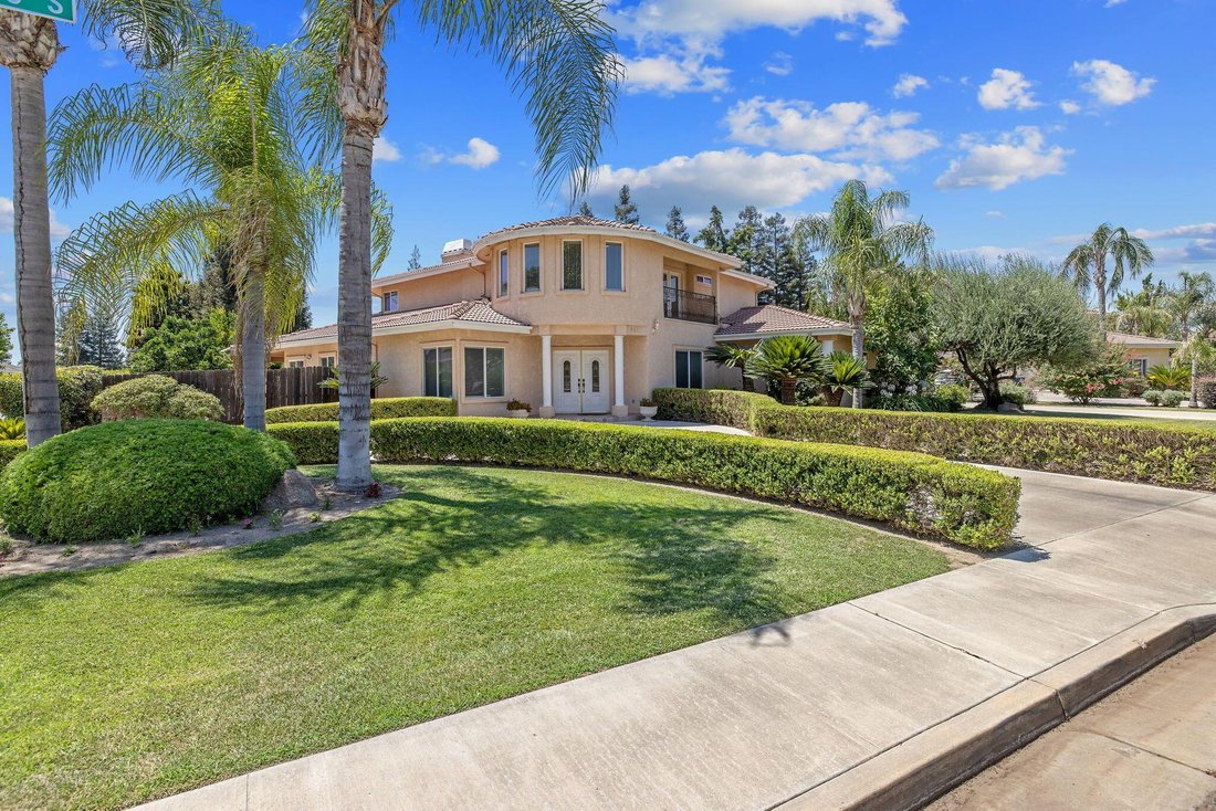 House in Visalia, California, United States 1 - 18319497
