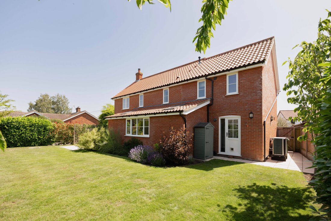 House in Pulham Market, England 5 - 18319843