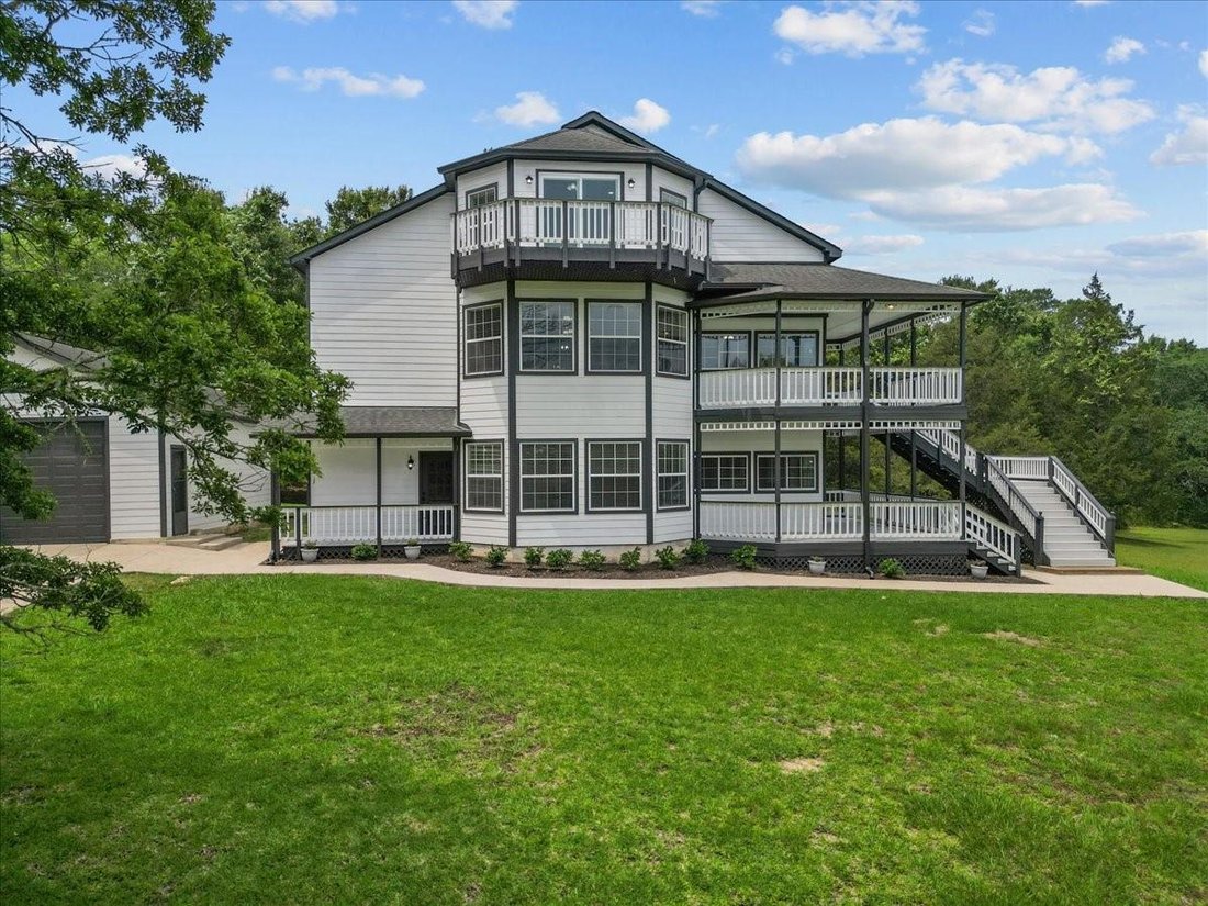 House in Coldspring, Texas, United States 3 - 18319383