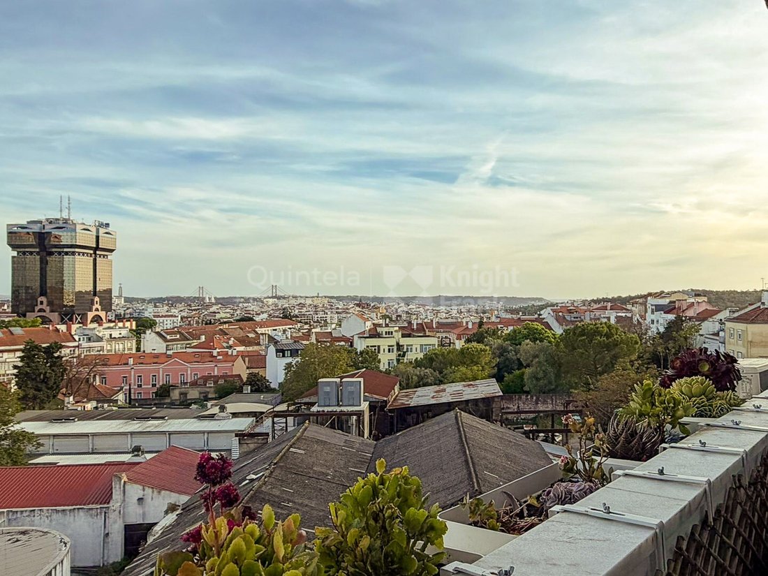 Apartment in Campolide, Lisbon, Portugal 2 - 18323047