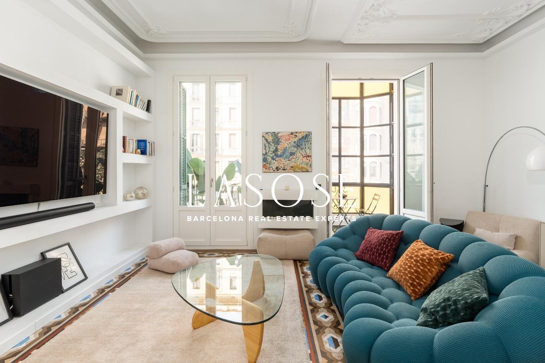 Apartment in Eixample, Barcelona, Spain 2 - 18320209