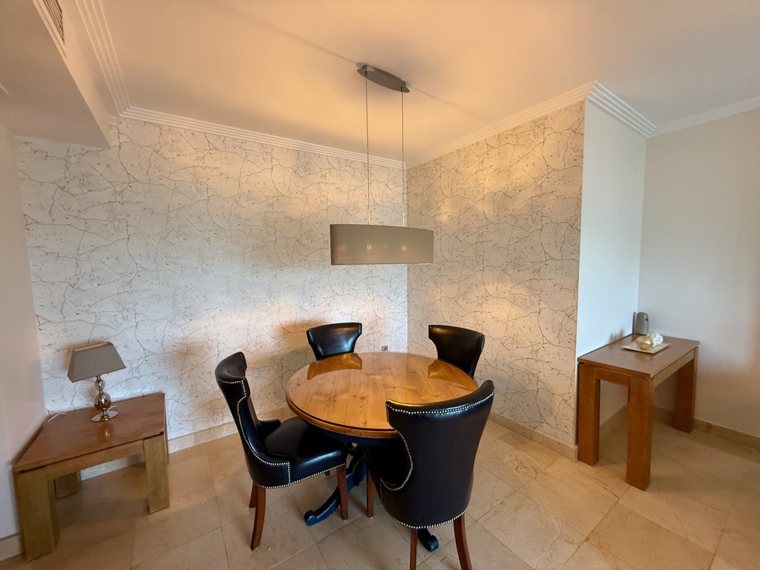 Apartment in Benahavis, Andalusia, Spain 3 - 18319246