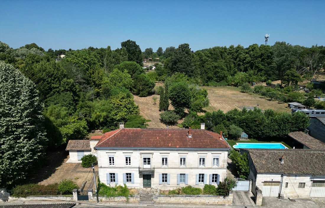 Villa in Guitres, Nouvelle-Aquitaine, France 1 - 18321527