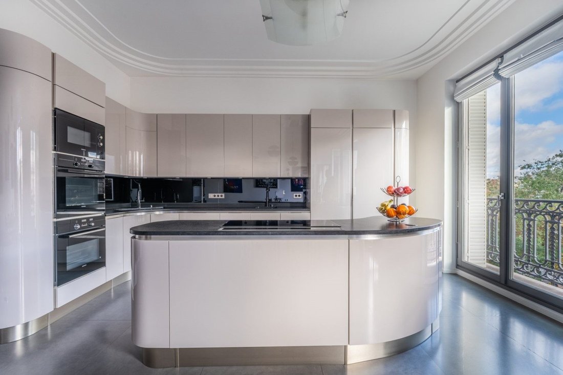 Apartment in Ternes-Maillot, Paris 17e Arrondissement, Paris 2 - 18319227