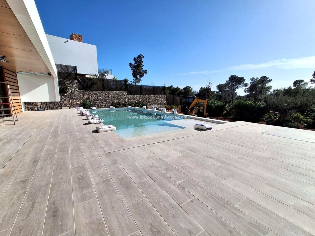 Villa in Can Furnet, Santa Eularia des Riu, Balearic Islands 2 - 17627639