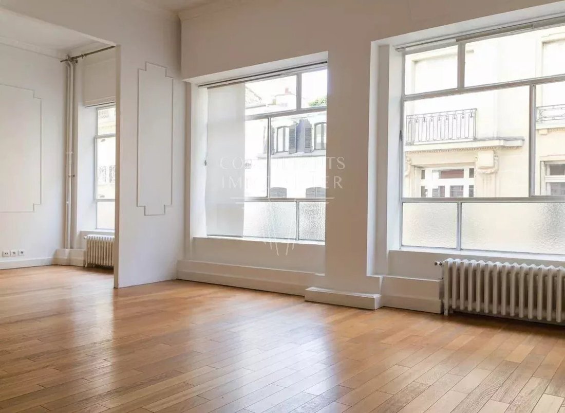 Apartment in Porte Dauphine, Paris 16e Arrondissement, Paris 4 - 17889529