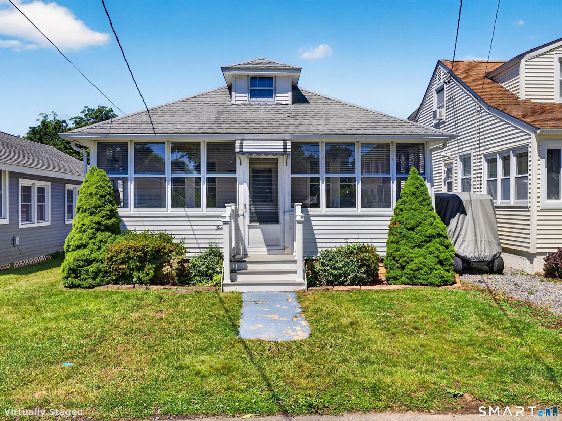 House in Lyme, Connecticut, United States 1 - 18321979