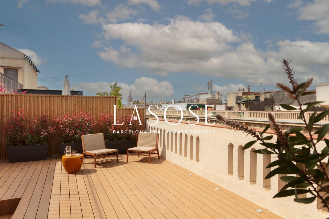 Apartment in Ciutat Vella, Barcelona, Spain 2 - 18318939