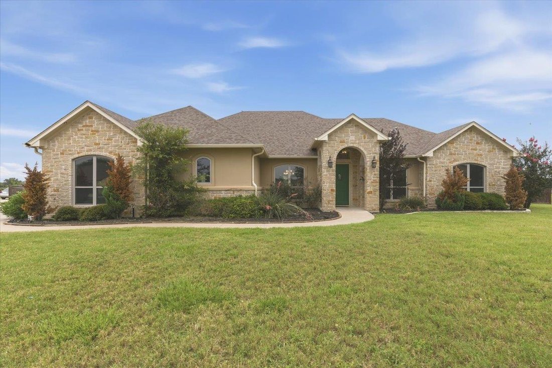 House in Bastrop, Texas, United States 2 - 18318367