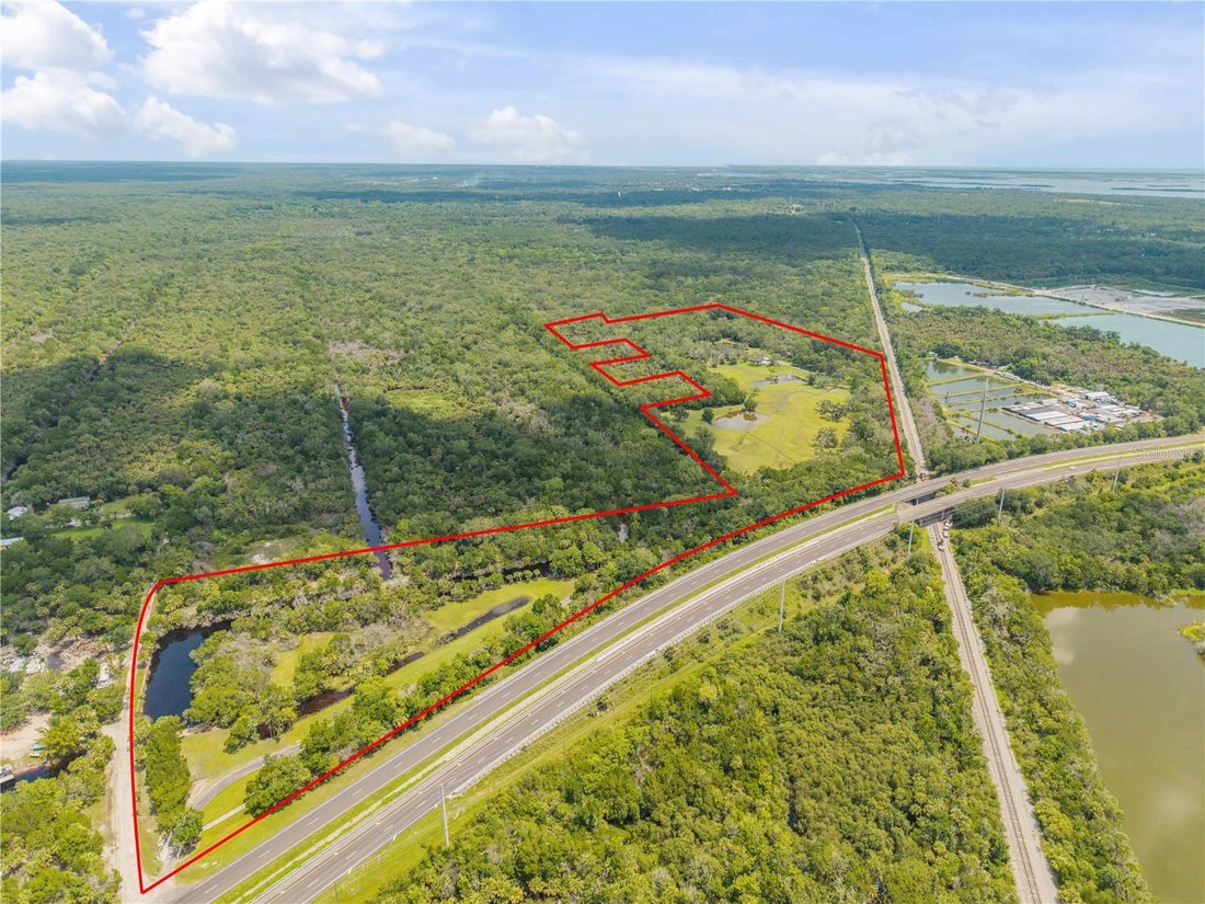 House in Oak Hill, Florida, United States 4 - 18321145
