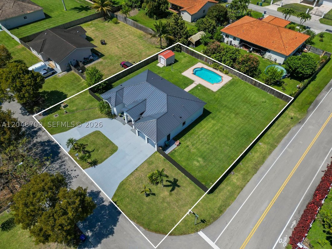 House in Miami, Florida, United States 4 - 18321793