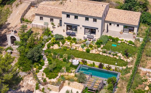 Villa in Tourrettes-sur-Loup, Provence-Alpes-Côte d'Azur, France 1