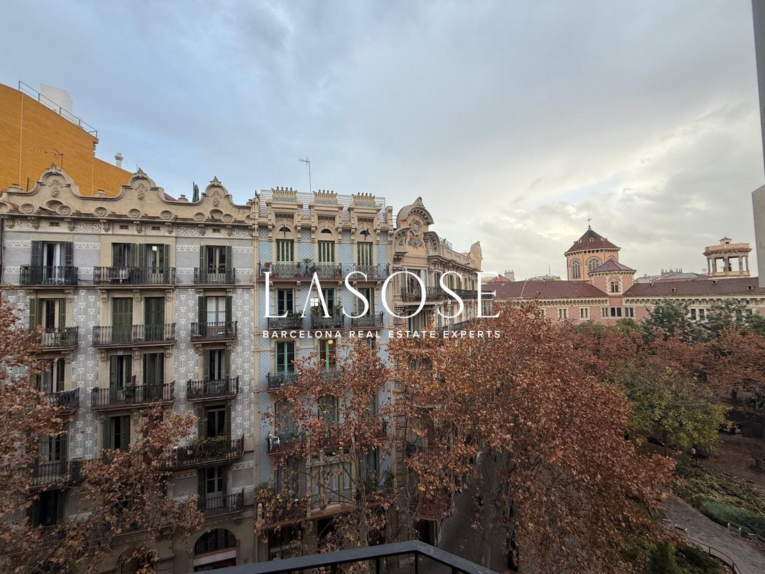Apartment in Eixample, Barcelona, Spain 2 - 18320232
