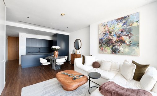 Apartment in DIFC / Dubai International Financial Centre, Dubai, United Arab Emirates 1