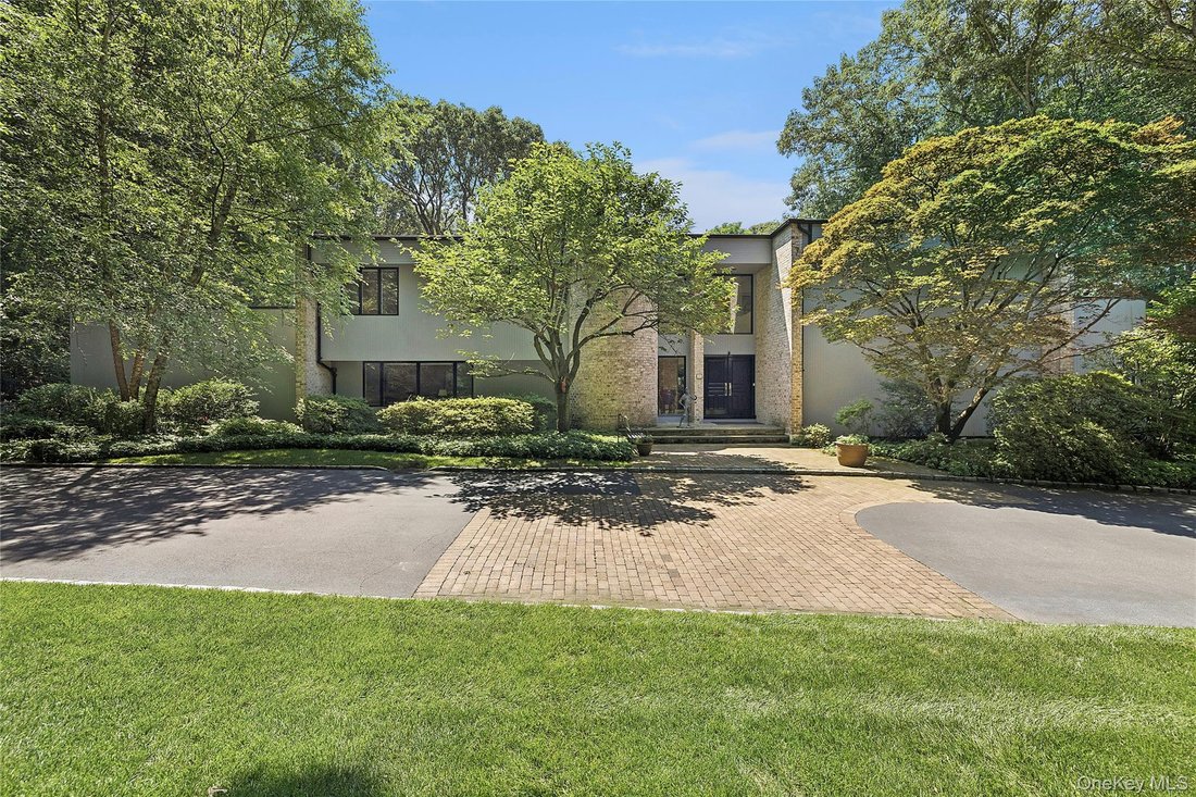 House in Locust Valley, New York, United States 1 - 18322880