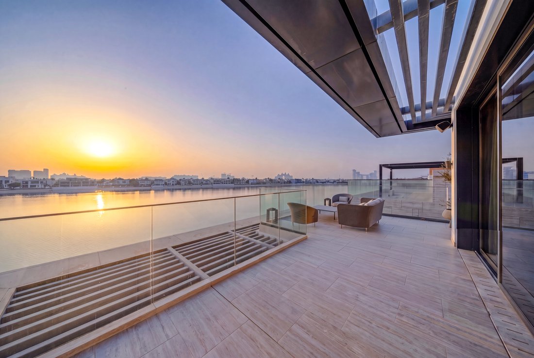 Villa in Palm Jumeirah, Dubai, United Arab Emirates 1 - 15672775