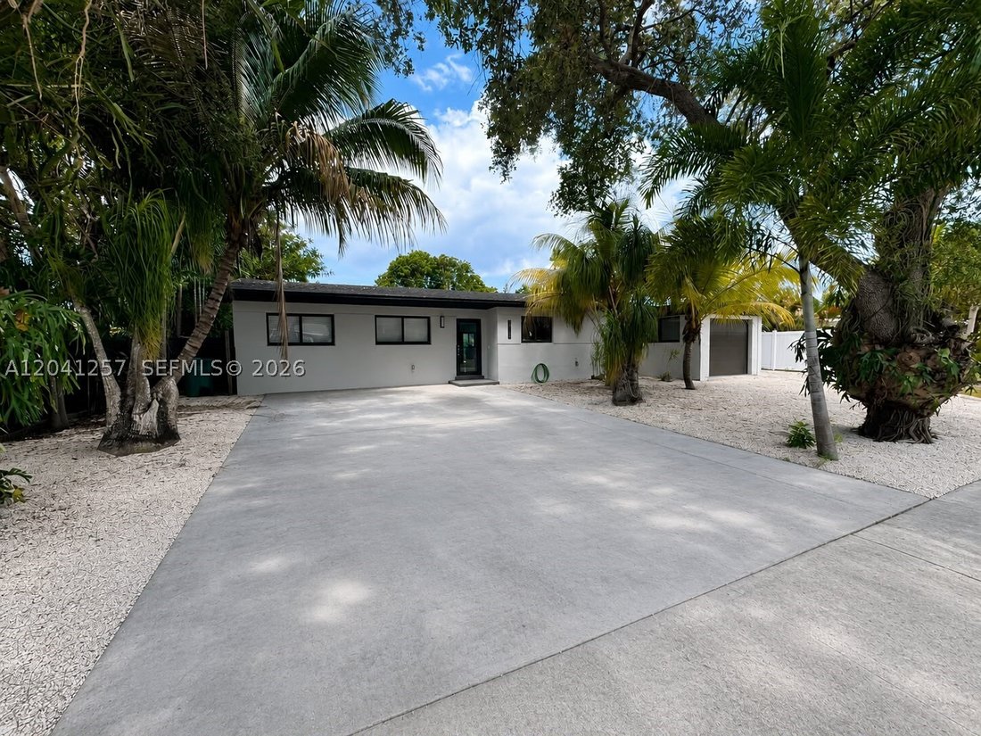 House in North Miami Beach, Florida, United States 1 - 18241437