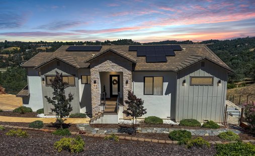 House in Newcastle, California, United States 1