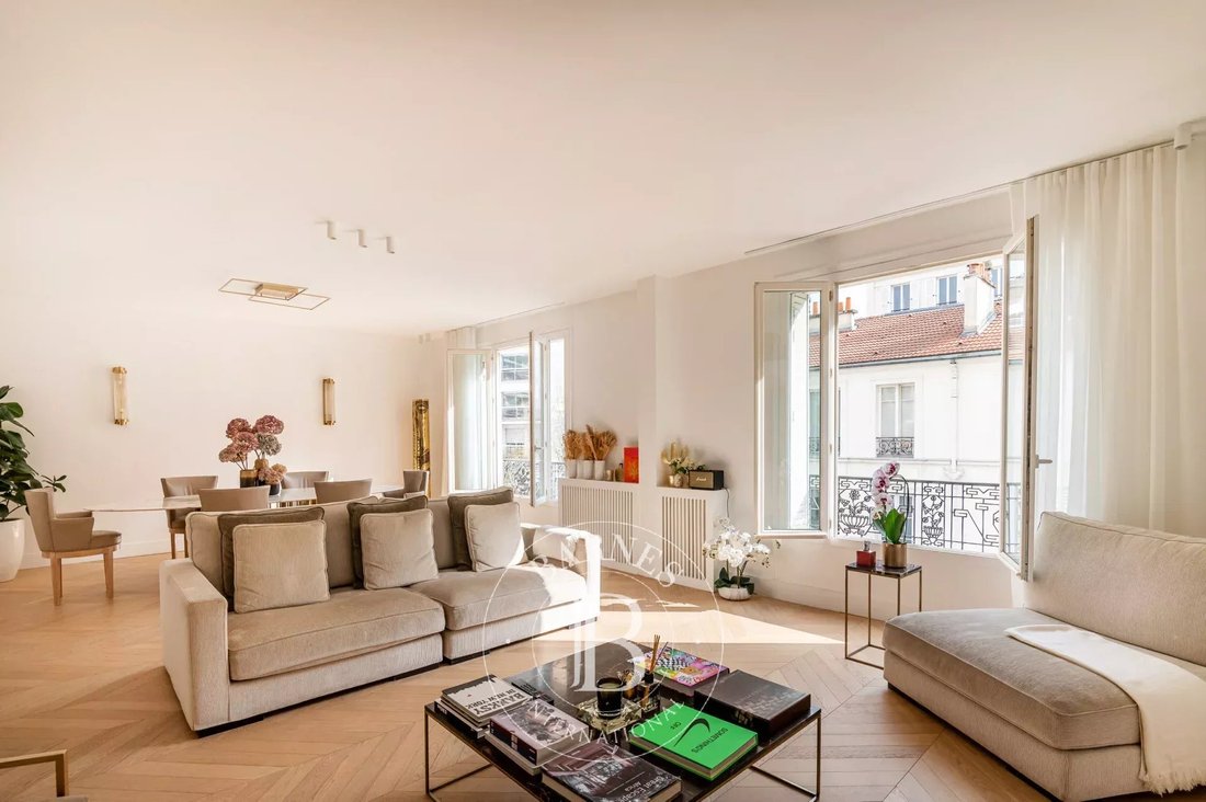 Apartment in Ile de la Jatte - Parc d'Orléans, Neuilly-sur-Seine, France 2 - 18323157