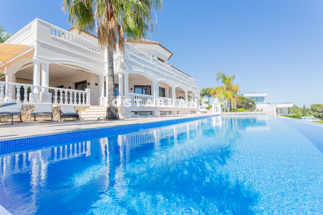 Villa in Calp / Calpe, Valencian Community, Spain 1 - 17947014