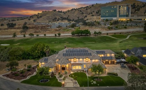 House in Friant, California, United States 1
