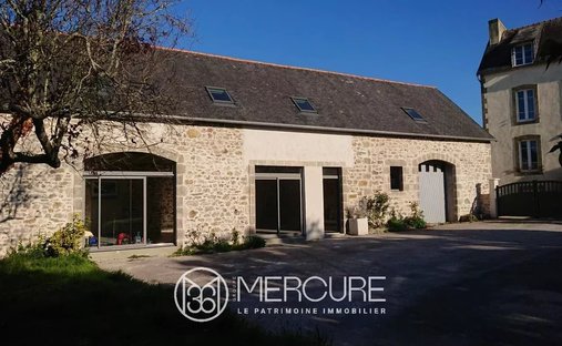 House in Saint-Nic, Brittany, France 1