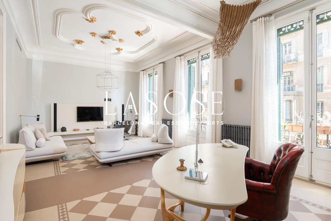 Apartment in Eixample, Barcelona, Spain 2 - 18319720